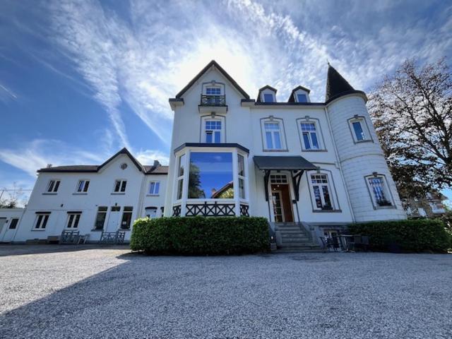 La Villa Blanche Spa Exterior photo